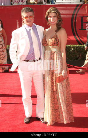 Jul 12, 2006 ; Los Angeles, CA, USA ; acteur Alan Thicke et femme TANYA CALLAU à l'ESPY awards 2006 qui a eu lieu au Kodak Theatre, à Hollywood. Crédit obligatoire : Photo par Paul Fenton/ZUMA KPA.. (©) Copyright 2006 by Paul Fenton Banque D'Images