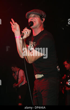 Aug 01, 2006 ; New York, NY, USA ; Singer KEVIN MARTIN de Candlebox live at Irving Plaza. Crédit obligatoire : Photo par Aviv petit/ZUMA Press. (©) Copyright 2006 par Aviv Petit Banque D'Images