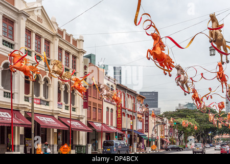 Année du cheval, des décorations du Nouvel An chinois dans Chinatown, Singapour Banque D'Images