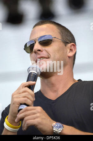 Sep 17, 2006 ; Austin, TX, USA ; Lance Armstrong à l'Austin City Limits Music Festival 2006. Crédit obligatoire : Photo par Jérôme Brunet/ZUMA Press. (©) Copyright 2006 by Jerome Brunet Banque D'Images