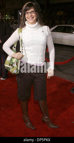 Sep 21, 2006 ; Hollywood, CA, USA, chanteuse et actrice Lisa Loeb arrive à la Jackass Numéro Deux premiere. Crédit obligatoire : Photo par Marianna Massey Jour/ZUMA Press. (©) Copyright 2006 par Marianna jour Massey Banque D'Images