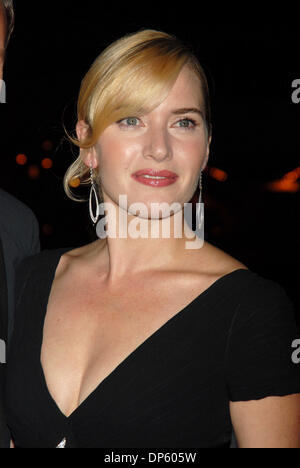 Sep 30, 2006 ; New York, NY, USA ; Kate Winslet au 'petits enfants' première au New York Film Festival 2006, au Lincoln Center. Crédit obligatoire : Photo par Dan Herrick/ZUMA KPA. (©) Copyright 2006 by Dan Herrick Banque D'Images