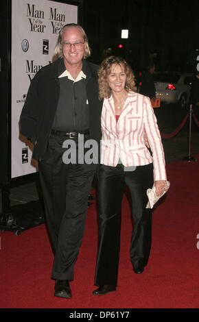 Oct 04, 2006 ; Los Angeles, CA, USA ; acteur CRAIG T NELSON et épouse à l'homme de l'année' Première mondiale tenue au Grauman's Chinese Theatre, à Hollywood. Crédit obligatoire : Photo par Paul Fenton/ZUMA KPA.. (©) Copyright 2006 by Paul Fenton Banque D'Images