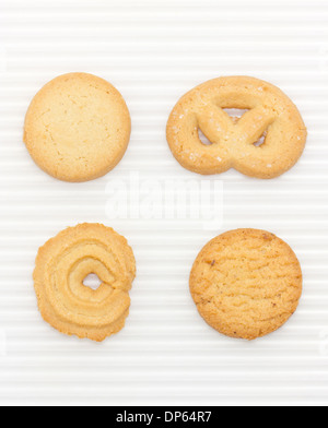 Cookies beurre isolé sur blanc. Banque D'Images