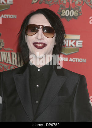 Oct 07, 2006 ; Los Angeles, CA, USA ; Interprète Marilyn Manson au Spike TV's 'Scream Awards 2006' arrivants lieu au Pantages Theatre. Crédit obligatoire : Photo par Paul Fenton/ZUMA KPA.. (©) Copyright 2006 by Paul Fenton Banque D'Images