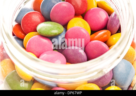 Dans un bocal de bonbons colorés Banque D'Images