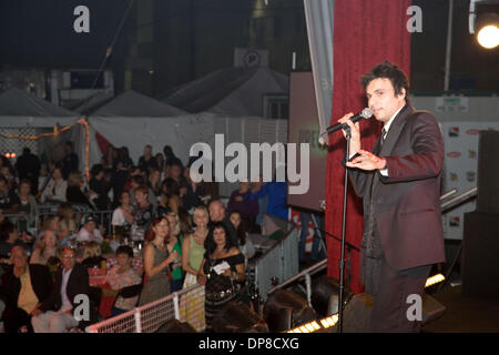 Sep 28, 2006 - Los Angeles, CA, USA - ALFIO effectue à la fête de San Gennaro - Los Angeles - un festival italien de quatre jours à Hollywood, CA. (Crédit Image : © Deioma Kayte/ZUMA Press) Banque D'Images