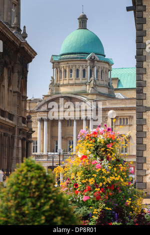 Queens Gardens et l'Hôtel de Ville Kingston Upon Hull East Yorkshire Angleterre Banque D'Images