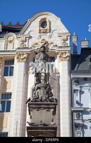 La fontaine de Roland dans Hlavne Nam (place principale), Bratislava, Slovaquie Banque D'Images