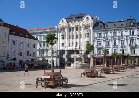 Hlavne Nam (place principale), Bratislava, Slovaquie Banque D'Images