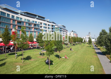 Les appartements résidentiels du centre Eurovea comprenant complexe, Bratislava, Slovaquie Banque D'Images