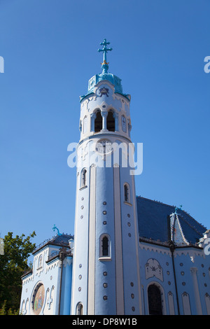 Église de St Elizabeth (bleu) de l'Église, Bratislava, Slovaquie Banque D'Images