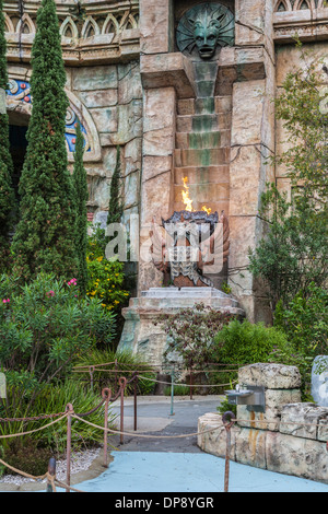 Statue à l'extérieur de la fureur du Poseidon attraction dans le Continent Perdu à Islands of Adventure à Universal Studios, en Floride Banque D'Images