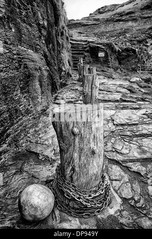 Bollards, port de Boscastle, Cornwall, Angleterre Banque D'Images