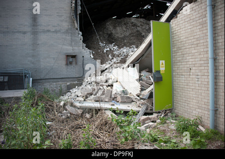 Mur pignon effondrement structurel Banque D'Images