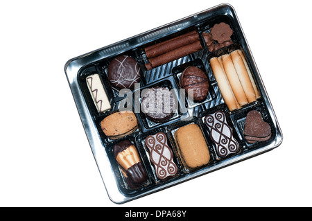 Ouvrez l'étain d'un assortiment de biscuits au chocolat Banque D'Images