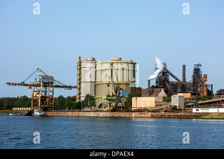 Aciéries d'ArcelorMittal Gent, plus grand producteur d'acier du monde, le port de Gand, Flandre orientale, Belgique Banque D'Images