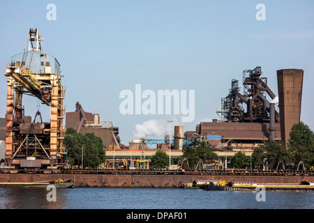 Aciéries d'ArcelorMittal Gent, plus grand producteur d'acier du monde, le port de Gand, Flandre orientale, Belgique Banque D'Images