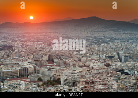 Coucher de soleil sur Athènes, la capitale de la Grèce. Banque D'Images