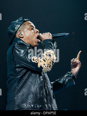 Chicago, Illinois, USA. 9 janvier 2014. Jay Z (Shawn Carter) d'effectuer à l'United Center de Chicago au cours de sa tournée mondiale "Magna Carter'. 9 janvier 2014 Crédit : Brigette Sullivan/Alamy Live News Banque D'Images