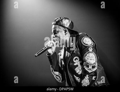 Chicago, Illinois, USA. 9 janvier 2014. Jay Z (Shawn Carter) d'effectuer à l'United Center de Chicago au cours de sa tournée mondiale "Magna Carter'. 9 janvier 2014 Crédit : Brigette Supernova/Alamy Live News Banque D'Images