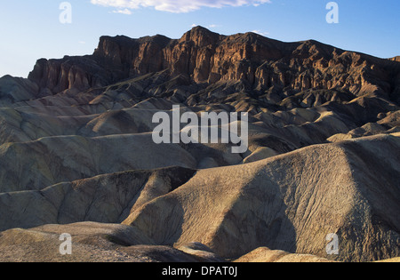 Elk248-1292 Californie, Death Valley National Park, Zabriskie Point, le paysage au-dessous du point Banque D'Images