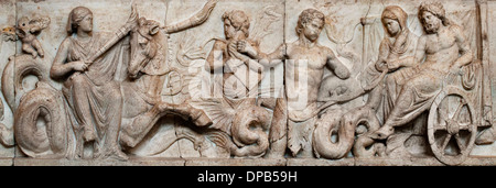 Autel Domitius Ahenobarbus ou statue Base de Marcus Antonius thiasos mer Poséidon Amphitrite 2 mariage siècle avant J.-C. Roman Grec Banque D'Images