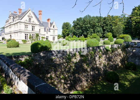 Château de la Bourdaisière, un hôtel et des jardins qui est ouvert au public, une vue sur le fossé sec Banque D'Images