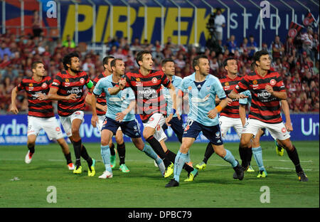 Sydney, Australie. Jan 11, 2014. Au cours de l'action d'un match de Ligue Hyundai entre Western Sydney Wanderers FC et du Sydney FC Stade Pirtek, Parramatta. Credit : Action Plus Sport/Alamy Live News Banque D'Images