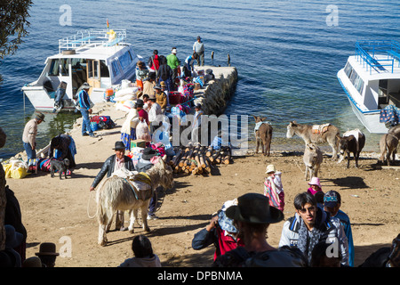 Port de Ferry de Challapampa sur "Isla del Sol', lac Titicaca, Bolivie Banque D'Images