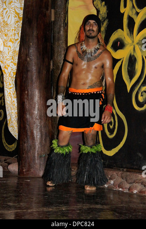 Kari Kari troupe de danseurs et musiciens de Rapa Nui, Hanga Roa, l'île de Pâques, Chili Banque D'Images