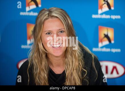 Melbourne, Australie. 12Th Jan, 2014. Victoria Azarenka du Bélarus assiste à une conférence de presse avant le tournoi de tennis Open d'Australie 2014 à Melbourne, Australie, le 12 janvier 2014. Credit : Bai Xue/Xinhua/Alamy Live News Banque D'Images