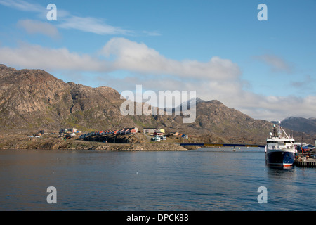 Le Groenland, Municipalité de Qeqqata, Sisimiut (aka Holsteinsborg), situé au-dessus du cercle arctique. Banque D'Images