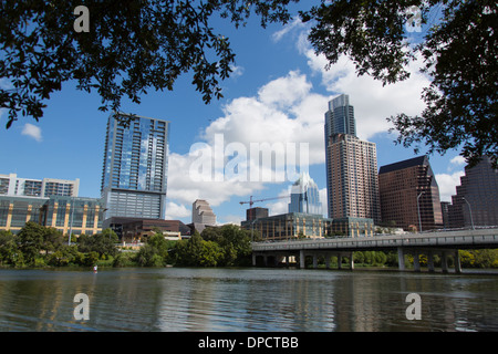 Austin Skyline de Auditorium Shores Banque D'Images