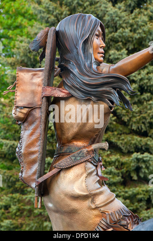 Sacagawea statue, Parc Marin de Cascade Locks, Cascade Locks, Columbia River Gorge National Scenic Area, New York Banque D'Images