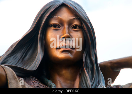 Sacagawea statue, Parc Marin de Cascade Locks, Cascade Locks, Columbia River Gorge National Scenic Area, New York Banque D'Images