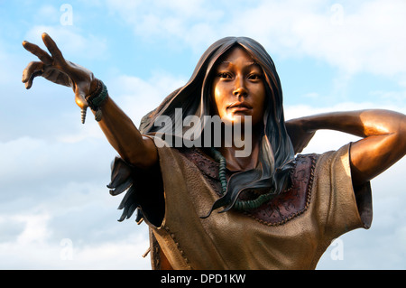 Sacagawea statue, Parc Marin de Cascade Locks, Cascade Locks, Columbia River Gorge National Scenic Area, New York Banque D'Images