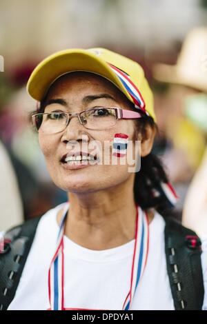 Bangkok, Bangkok, Thaïlande District métropolitain. 13 Jan, 2014. Un manifestant anti-gouvernementale à Bangkok le premier jour de la tentative de ''Shut'' Bangkok comme manifestants tentent de renverser le gouvernement, Ratchaprasong, Bangkok, Thaïlande - Photo : Gavin Gough/NurPhoto Crédit : Gavin Gough/NurPhoto ZUMAPRESS.com/Alamy/Live News Banque D'Images