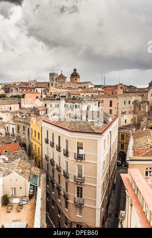 Les immeubles à appartements, Cagliari, Sardaigne, Italie Banque D'Images