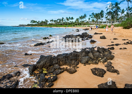 Belle et idyllique plage de Napili Maui, Hawaii. Banque D'Images