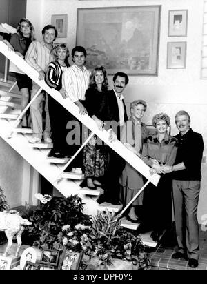 12 juillet 2006 - FLORENCE HENDERSON AVEC THE CAST : ROBERT REED , ANN B. DAVIS , MAUREEN MCCORMICK , EVE PLUMB , SUSAN OLSEN , BARRY WILLIAMS , CHRISTOPHER KNIGHT , MIKE LOOKINLAND .FOURNI PAR PHOTOS, INC. (Crédit Image : © Globe Photos/ZUMApress.com) Banque D'Images