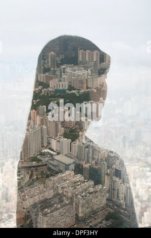 Businesswoman et Hong Kong cityscape, image composite Banque D'Images