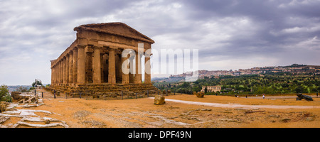 Temple of Concordia (Tempio della Concordia), Vallée des Temples (Valle dei Templi), Agrigento, Site de l'UNESCO, en Sicile, Italie Banque D'Images