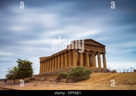 Temple of Concordia (Tempio della Concordia), Vallée des Temples (Valle dei Templi), Agrigento, Site de l'UNESCO, en Sicile, Italie Banque D'Images