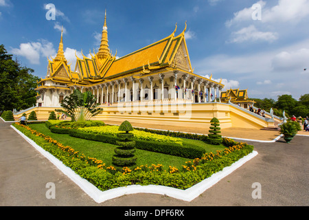 Salle du trône du Palais Royal, dans la capitale de Phnom Penh, Cambodge, Indochine, Asie du Sud, Asie Banque D'Images