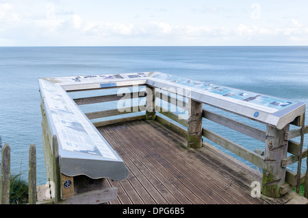 La plate-forme panoramique pour Hallsands village en ruines dans le Devon Banque D'Images