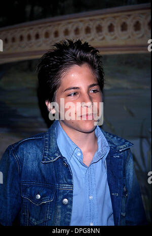 18 septembre 2006 - New York, New York, États-Unis - WB 2002 UPFRONT , SHERIDAN HOTEL NEW YORK New York.05-14-2002. - 2002.PABLO SANTOS .PABLOSANTOSRETRO(Image Crédit : © Judie Burstein/Photos/ZUMAPRESS.com) Globe Banque D'Images