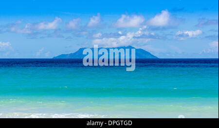 Vue de Sainte Anne, Beau Vallon, Mahé, Seychelles - Décembre 2013 Banque D'Images