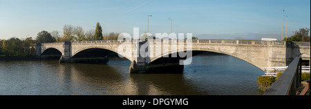 L'Europe, Royaume-Uni, Angleterre, Londres, chiswick bridge Banque D'Images