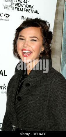 13 octobre 2006 - New York, New York, États-Unis - K50329ML.Premiere pour Marie Antoinette au Alice Tully Hall de New York City. .10-13-2006. / 2006.TIFFANY AMBER THIESSEN(Image Crédit : © Mitchell Levy/Photos/ZUMAPRESS.com) Globe Banque D'Images